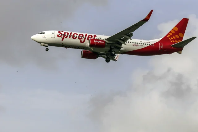 Tirupati-bound SpiceJet flight returns to Hyderabad due to technical snag Tirupati-bound SpiceJet flight returns to Hyderabad due to technical snag