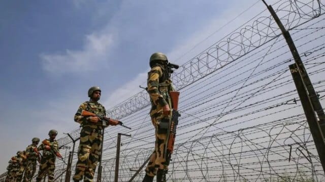 BSF Water Wing secures unfenced borders along swollen rivers in Jammu amid heavy rainfall