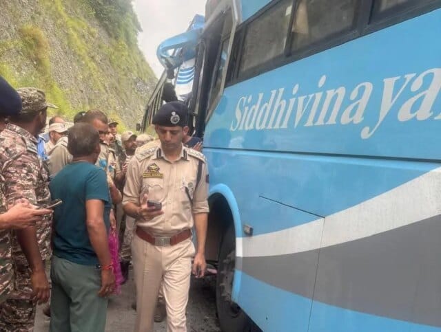 35 injured after three buses carrying Amarnath pilgrims collide in J&K's Ramban