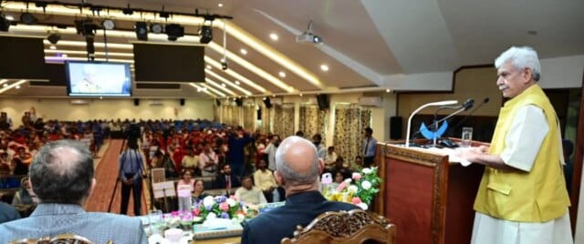 Lieutenant Governor addresses Viksit Bharat Yuva Connect Program at IUST
