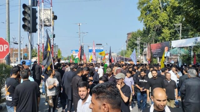 Thousands take part in 8th Muharram procession in Srinagar