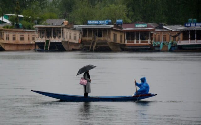 MeT predicts heavy rains in J-K over next 48 hours