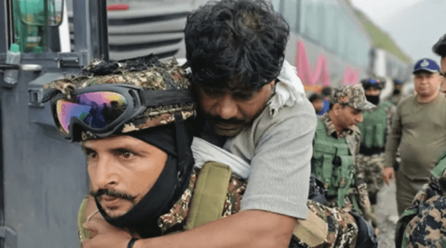 84 Bn CRPF helps to rescue injured pilgrims 84 Bn CRPF helps to rescue injured pilgrims