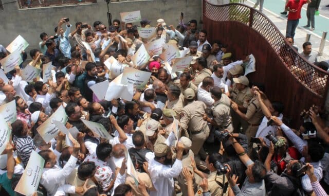 Police foil J-K Congress protest march demanding statehood restoration
