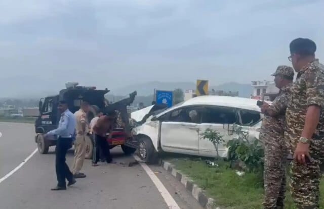 Eight Amarnath pilgrims injured as truck hits Innova near Battal Ballian in J&K's Udhampur
