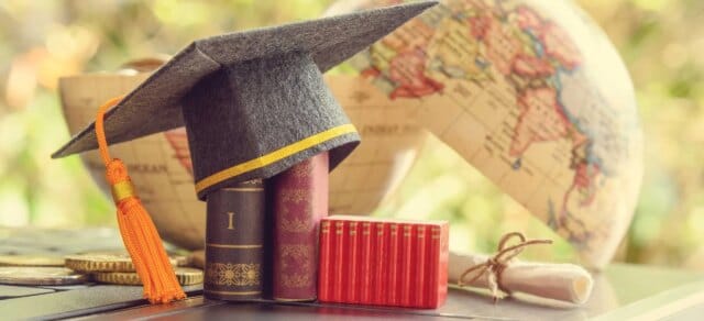 A student’s guide to spotting and avoiding scam universities A student’s guide to spotting and avoiding scam universities