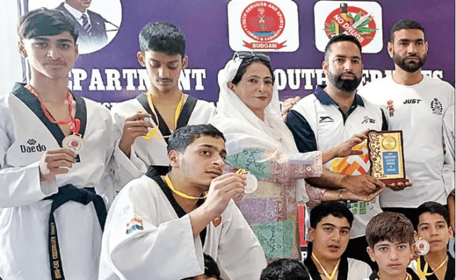 DPS Srinagar’s Mohammad Rafan Bhat wins silver in U-19 Taekwondo DPS Srinagar’s Mohammad Rafan Bhat wins silver in U-19 Taekwondo Championship
