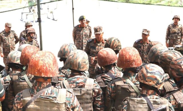 White Knight Corps GOC reviews operational readiness in Sunderbani sector