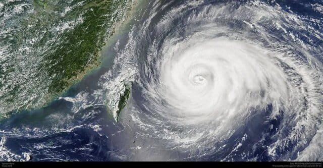 Super Typhoon Ragasa kills 14 in Taiwan, heads towards China