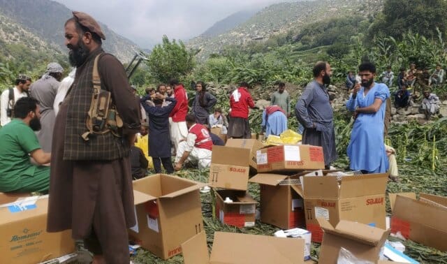 Earthquake in eastern Afghanistan destroys villages, kills 800 people, with 2,500 injured