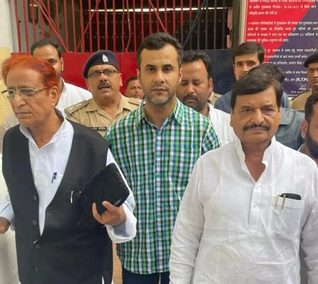 Samajwadi Party leader Azam Khan walks out of jail after nearly 2 years