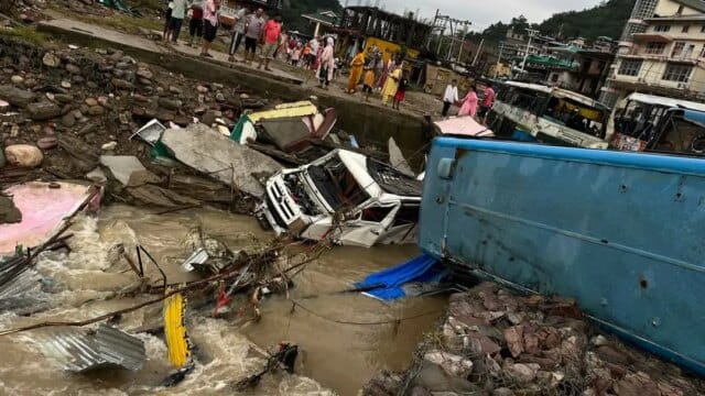 Rains wreak havoc in Himachal, three killed Rains wreak havoc in Himachal, three killed