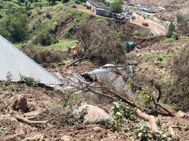 J-K highway shut for fourth day due to multiple landslides; J-K highway shut for fourth day due to multiple landslides; Mughal Road reopens