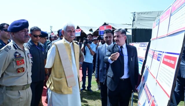 Lieutenant Governor inaugurates exhibition on 'New Criminal Laws' at Srinagar Lieutenant Governor inaugurates exhibition on 'New Criminal Laws' at Srinagar