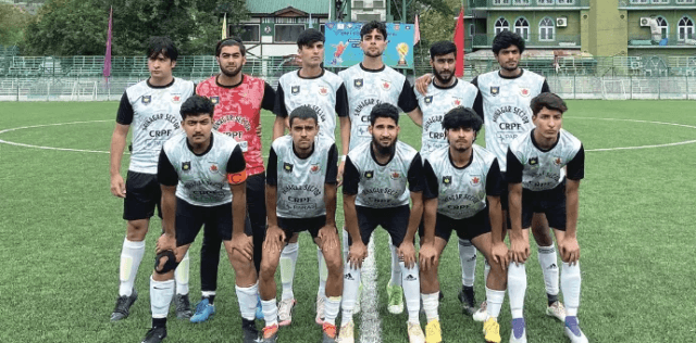 4 teams progress after thrilling day 3 in Srinagar