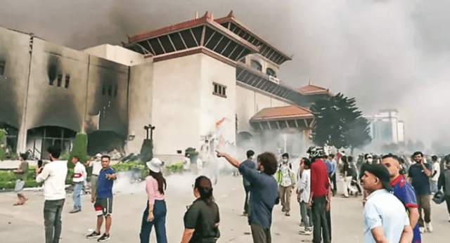 India asks its citizens to defer travel to Nepal until situation stabilises