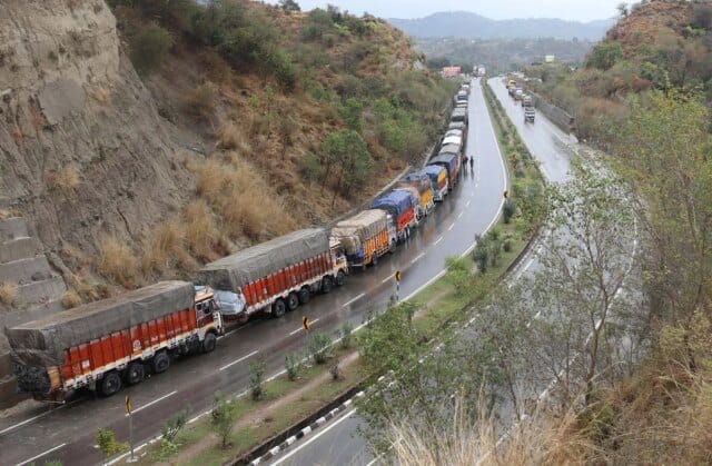 Apple harvest hits roadblock Apple harvest hits roadblock