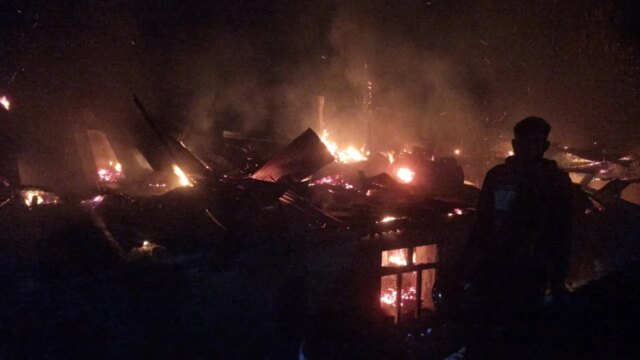 Three houses gutted in devastating midnight fire at Trigam Khari Three houses gutted in devastating midnight fire at Trigam Khari