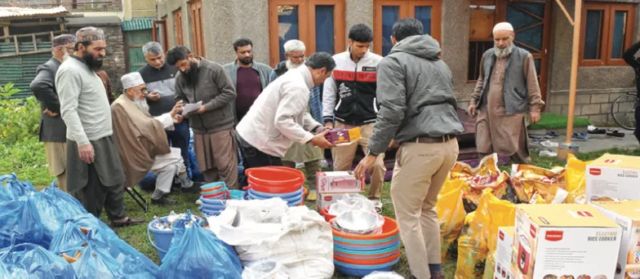 Dar-ul-Khair calls for support to Qarfali Mohalla fire victims