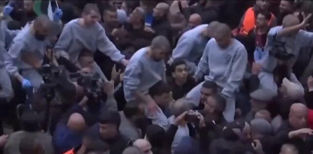 Palestinians celebrate as prisoners are released by Israel under Gaza Palestinians celebrate as prisoners are released by Israel under Gaza ceasefire deal